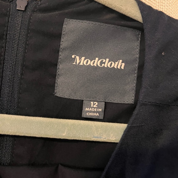 Mod Dress - Picture 3 of 4